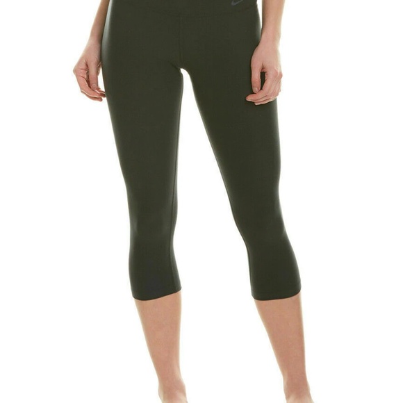 Nike Legend Capri Women's - Picture 1 of 9